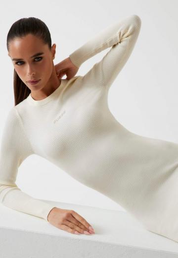 Вязаное платье