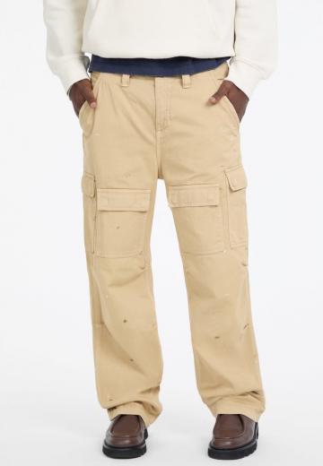 Брюки с накладными карманами