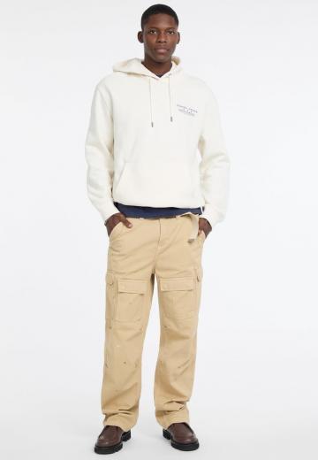 Брюки с накладными карманами