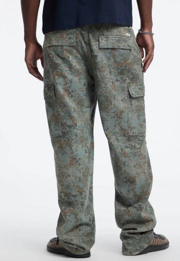 Брюки с накладными карманами