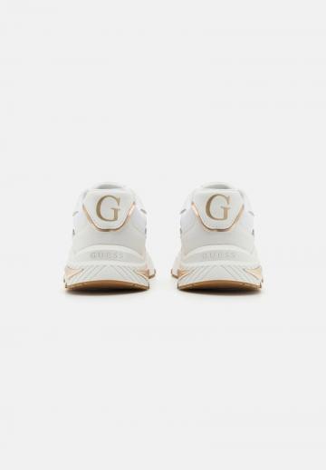 Гандбольные кроссовки