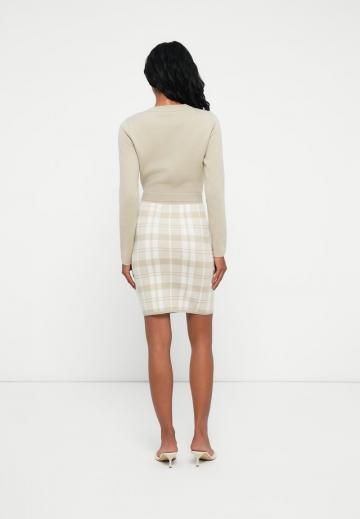 Вязаное платье