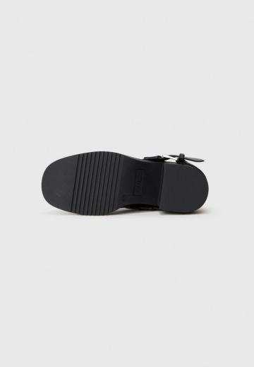 Ковбойские сапожки