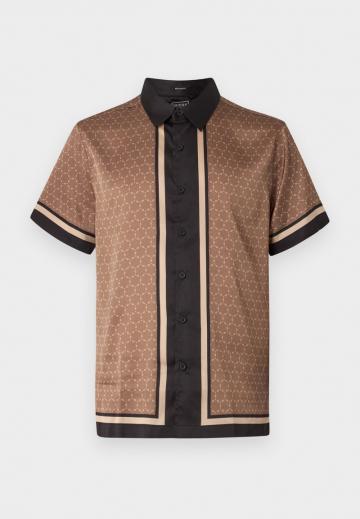 Рубашка с коротким рукавом