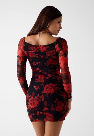 Платье футляр