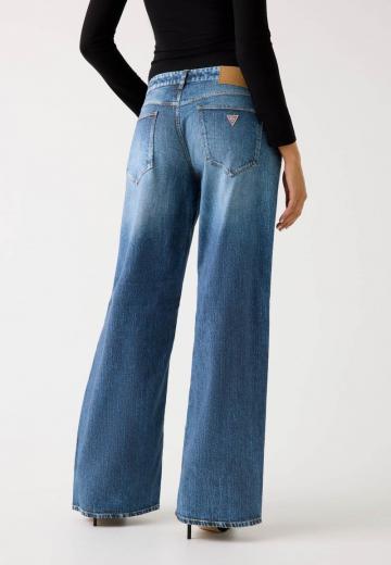Клешеные джинсы