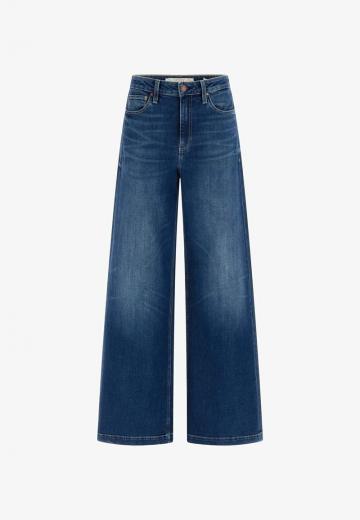 Клешеные джинсы