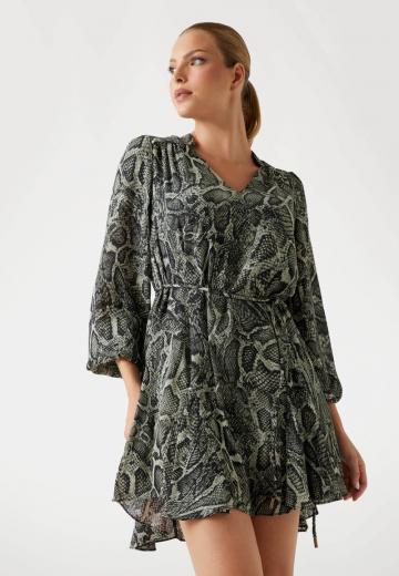 Короткое платье