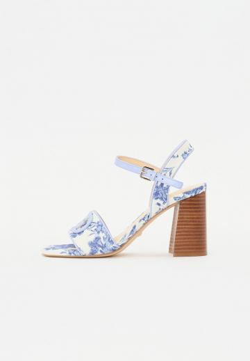 Гандбольные кроссовки