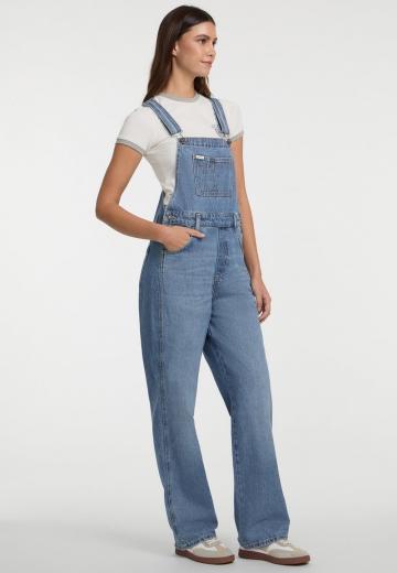Джинсовый комбинезон