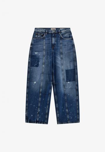 Свободные джинсы