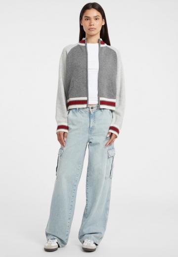 Вязаная кофта