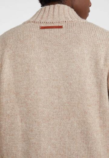 Вязаная кофта