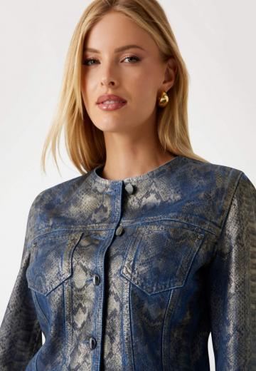 Джинсовая куртка