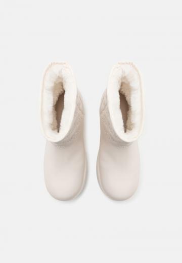 Полусапожки на платформе