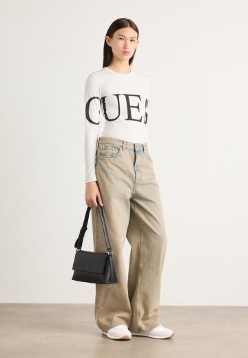 Гандбольные кроссовки