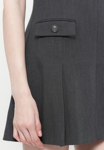 Короткое платье