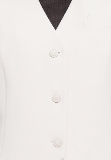 Джинсовая жилетка