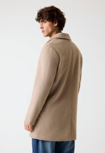 Короткое пальто