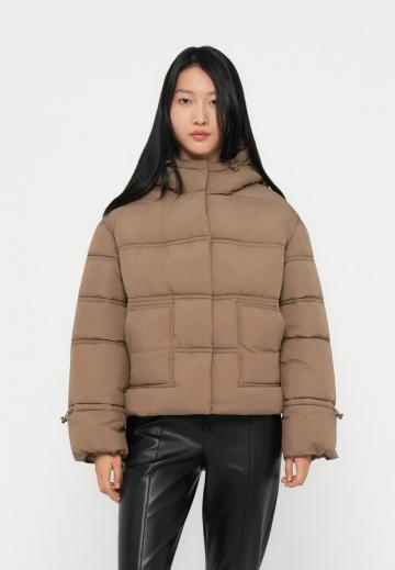 Зимняя куртка