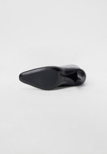 Высокие сапоги