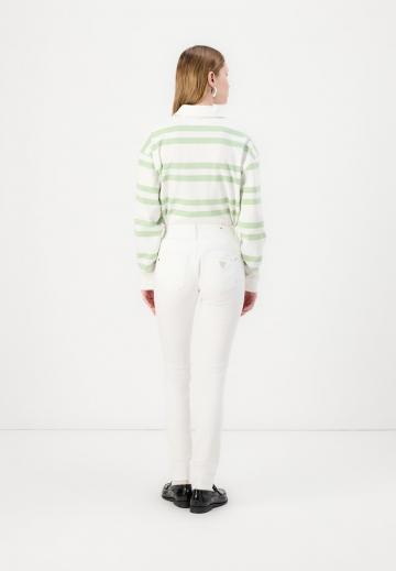 Узкие джинсы