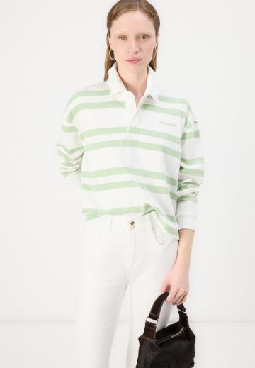 Узкие джинсы