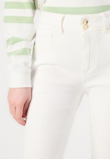 Узкие джинсы