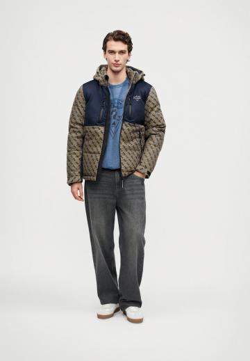 Зимняя куртка