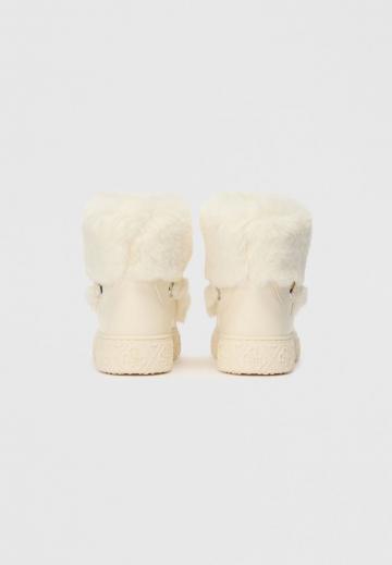 Зимние ботинки