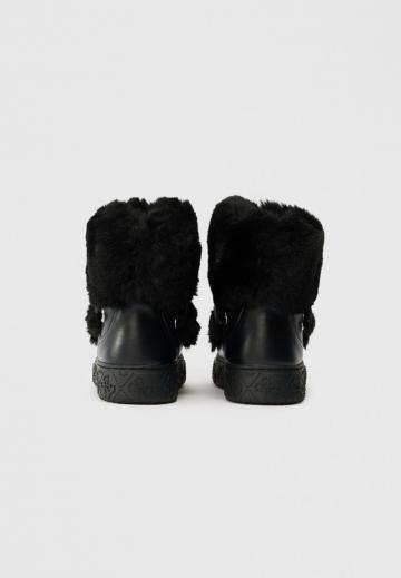 Широкие сапоги