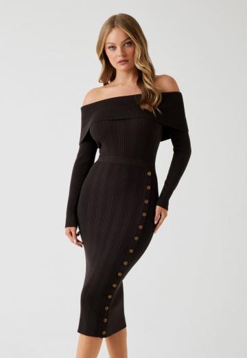 Вязаное платье