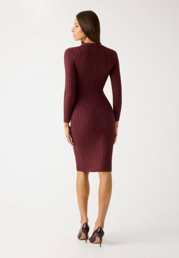 Платье футляр