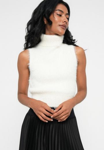 Пуловер без рукавов