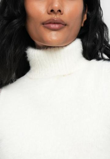 Пуловер без рукавов