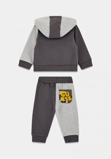 Набор одежды