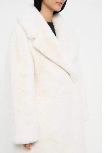 Шерстяное пальто