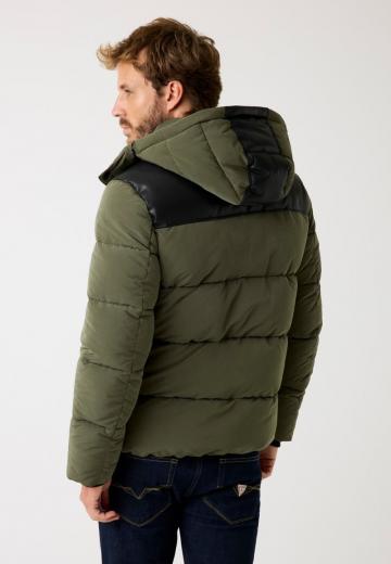 Зимняя куртка