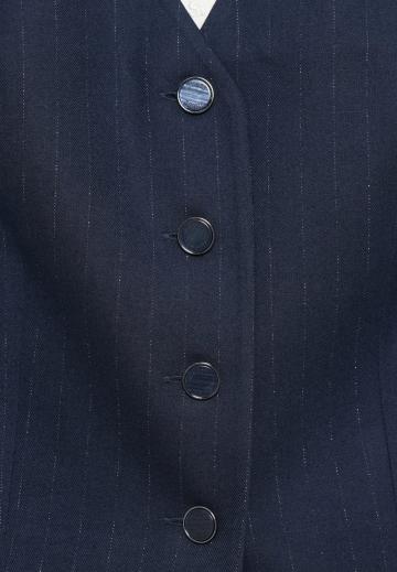 Джинсовая жилетка