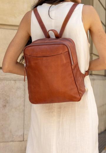 Кожаный рюкзак