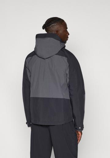 Куртка-дождевик