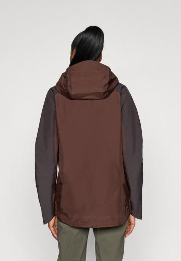 Спортивная куртка