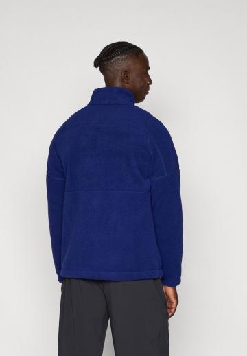 Флисовая куртка