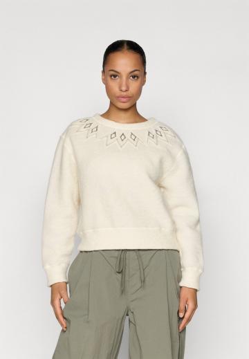 Спортивная толстовка