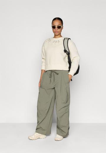 Спортивная толстовка