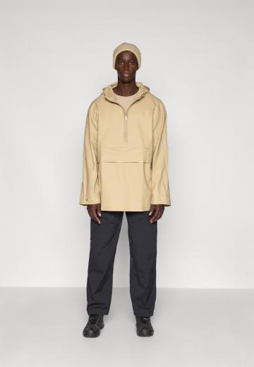 Куртка-дождевик