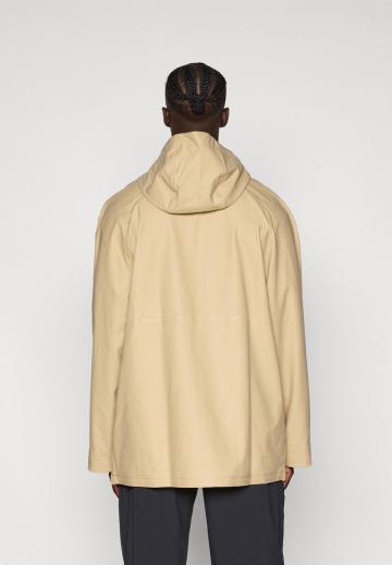 Куртка-дождевик