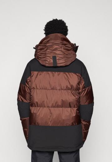 Сноубордическая куртка