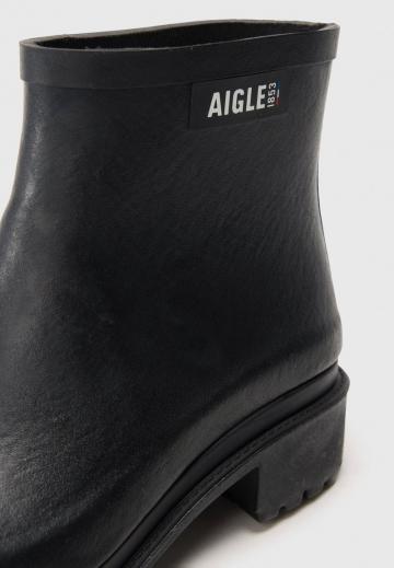 Резиновые сапоги