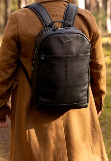 Кожаный рюкзак